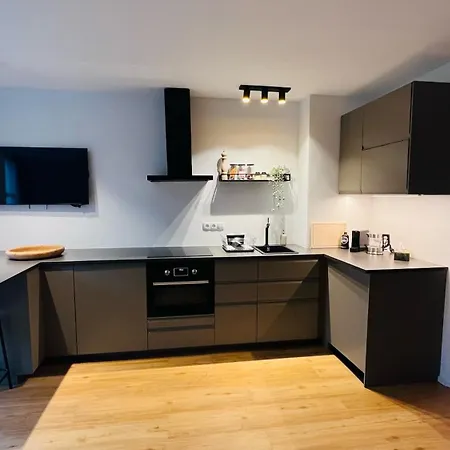 Apartment Ruhiges Designer In Zentrum & Rheinnaehe