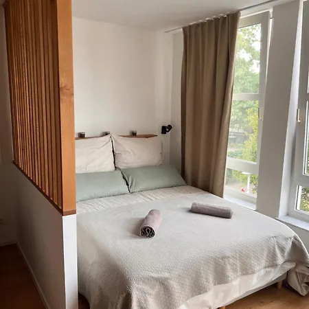 Apartment Ruhiges Designer In Zentrum & Rheinnaehe Bonn